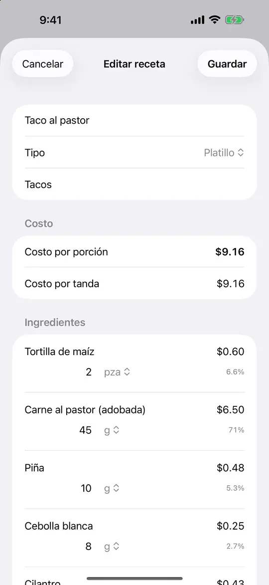 Una receta con costo por porción, costo por lote, rendimiento y renglones de ingredientes